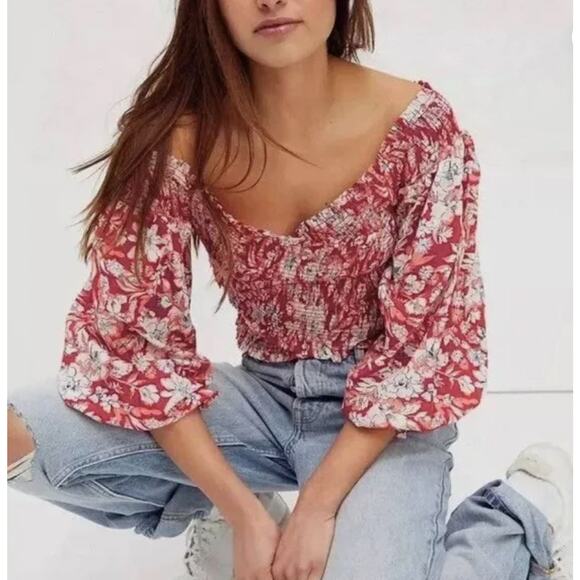 Free People East West Smocked Red Criss Cross Top Small Red Floral Bell Sleeve - Picture 3 of 8